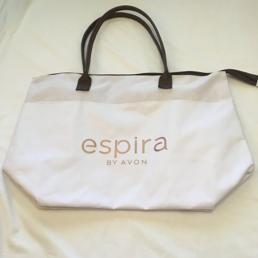 Espira By Avon White Tote Bag with Brown Handles Zippered Closure